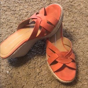 Like new. Size 8 wedges from Stitchfix